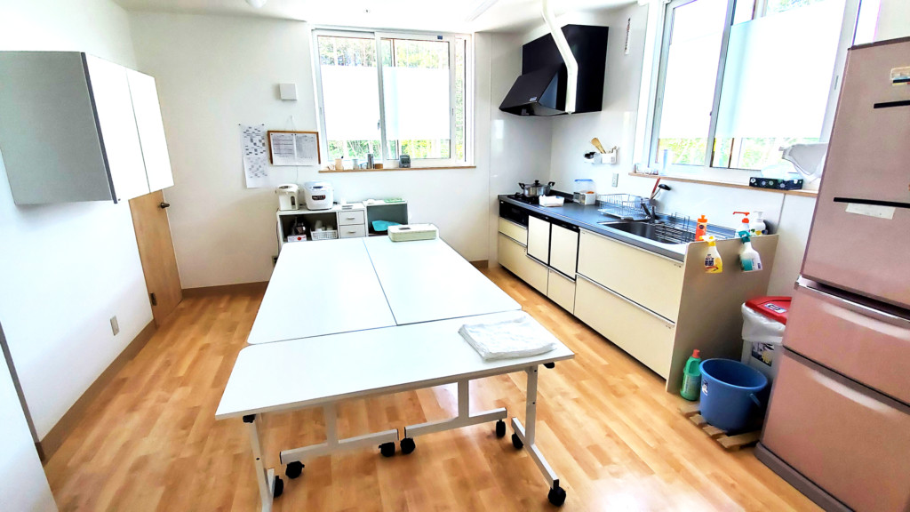 森の明－キッチン（1）