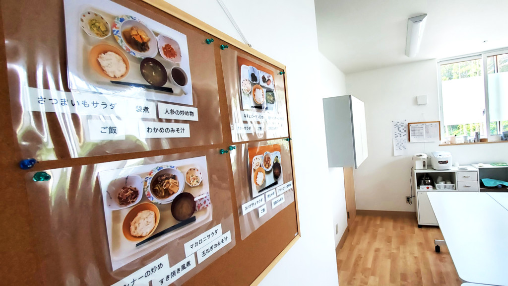 森の明－キッチン（2）